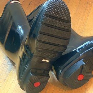 Hunter original gloss black tall rain boots. US size 10